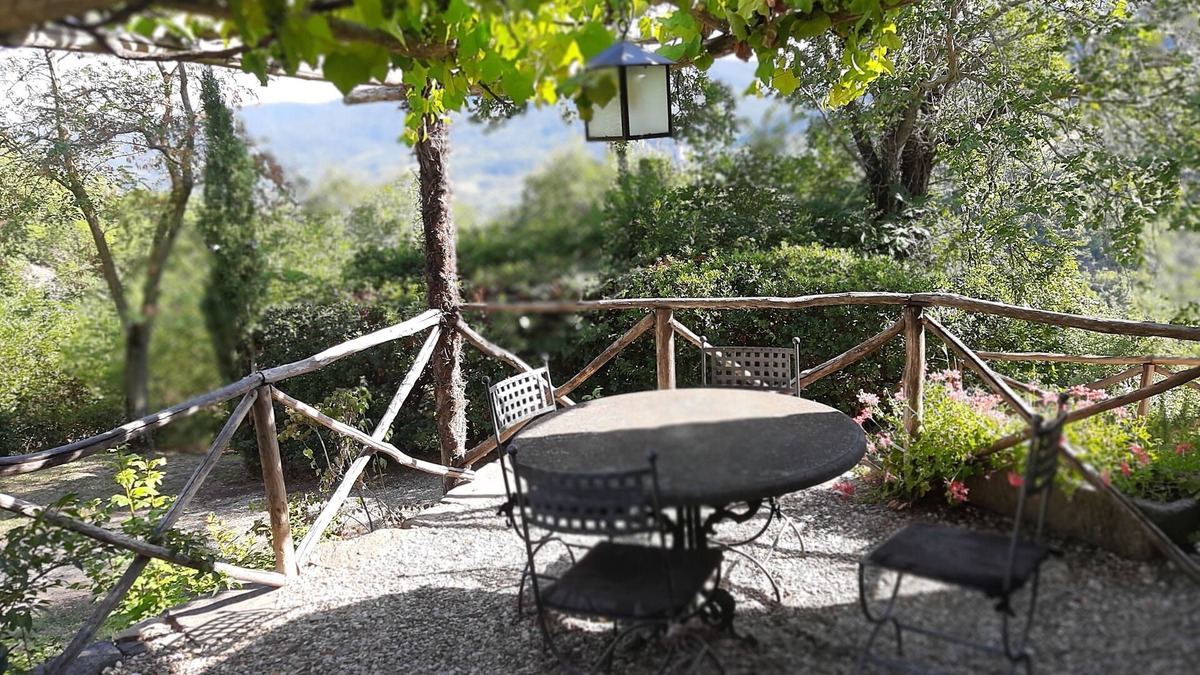 Cortona Cottage | One Bedroom Barn in a Medieval Hamlet
