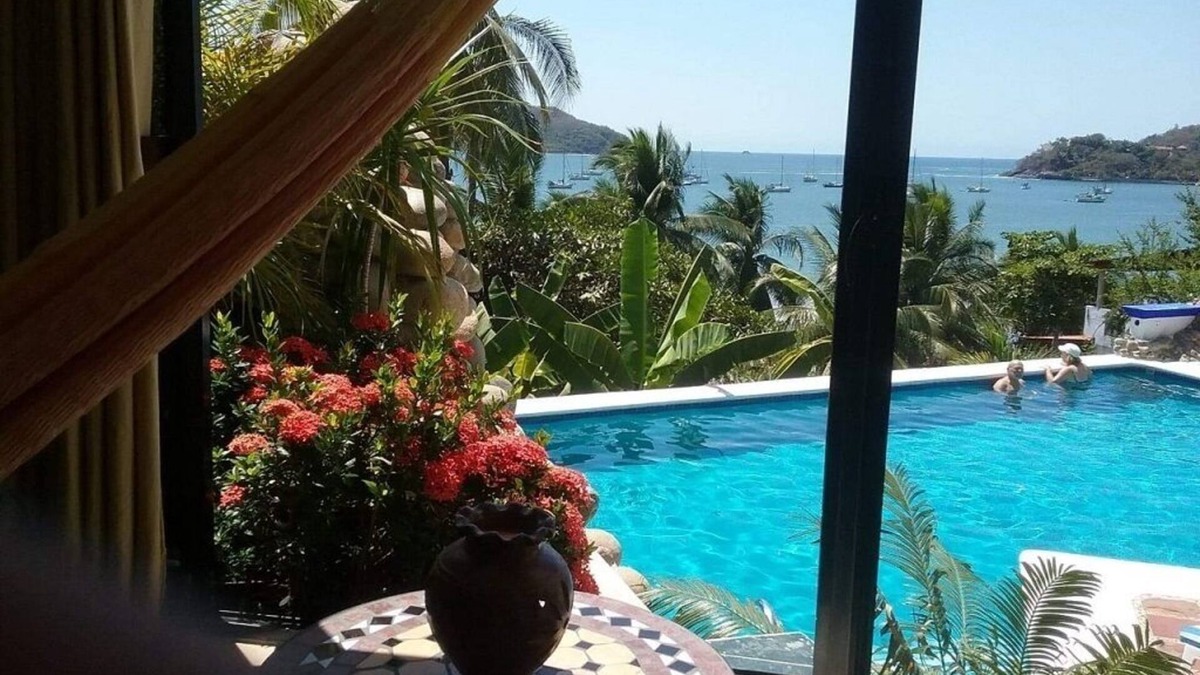 Playa la Madera Condo | One bedroom condo with amazing views of the bay