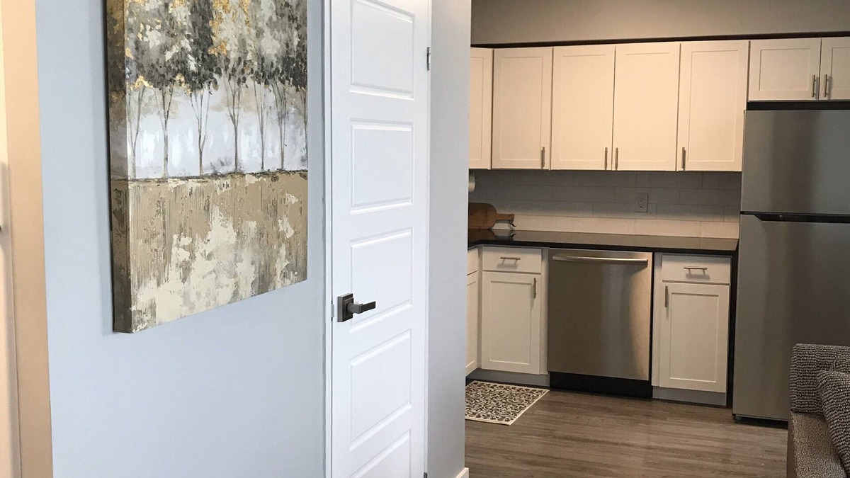 Sarnia Condo | ONE BEDROOM CONDO with Amazing View of the St.Clair River