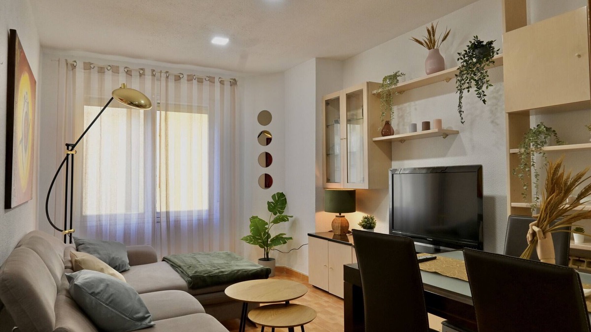 Recoletos Apartment | One bedroom house near Plaza Colón