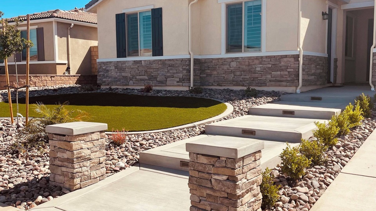 Winchester House | One bedroom private entry casita close to Temecula wine country.