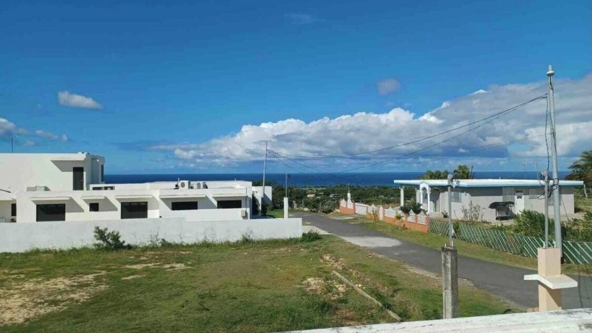 Aguadilla Pueblo Apartment | ONE BEDROOM TINY HOME ALL TO YOURSELF W/OCEAN VIEW AND FULL BATHROOM & KITCHEN