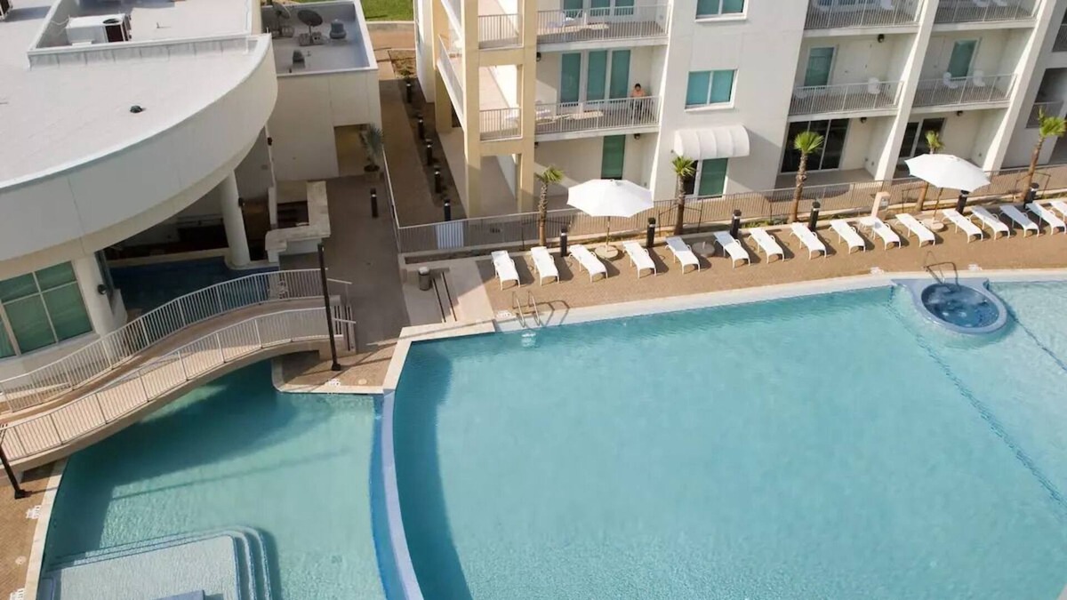 South Padre Island Resort | One Bedroom King Bed SPI