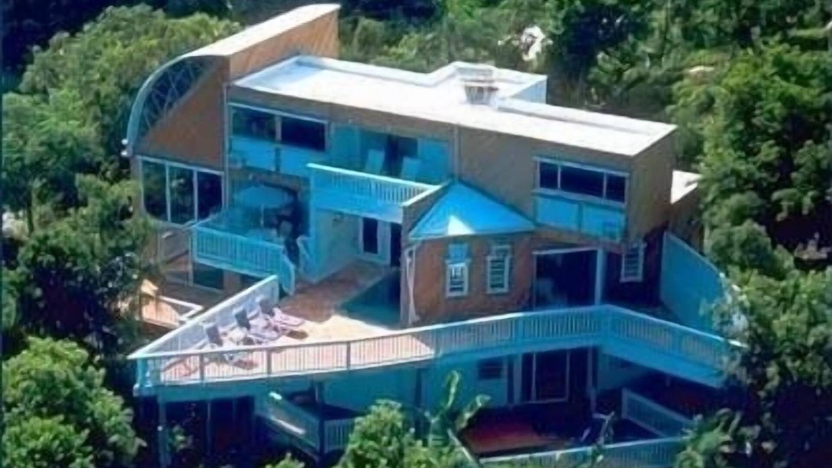 Estate Tabor and Harmony House | One Bedroom studio on Atlantic ocean with trade winds and views