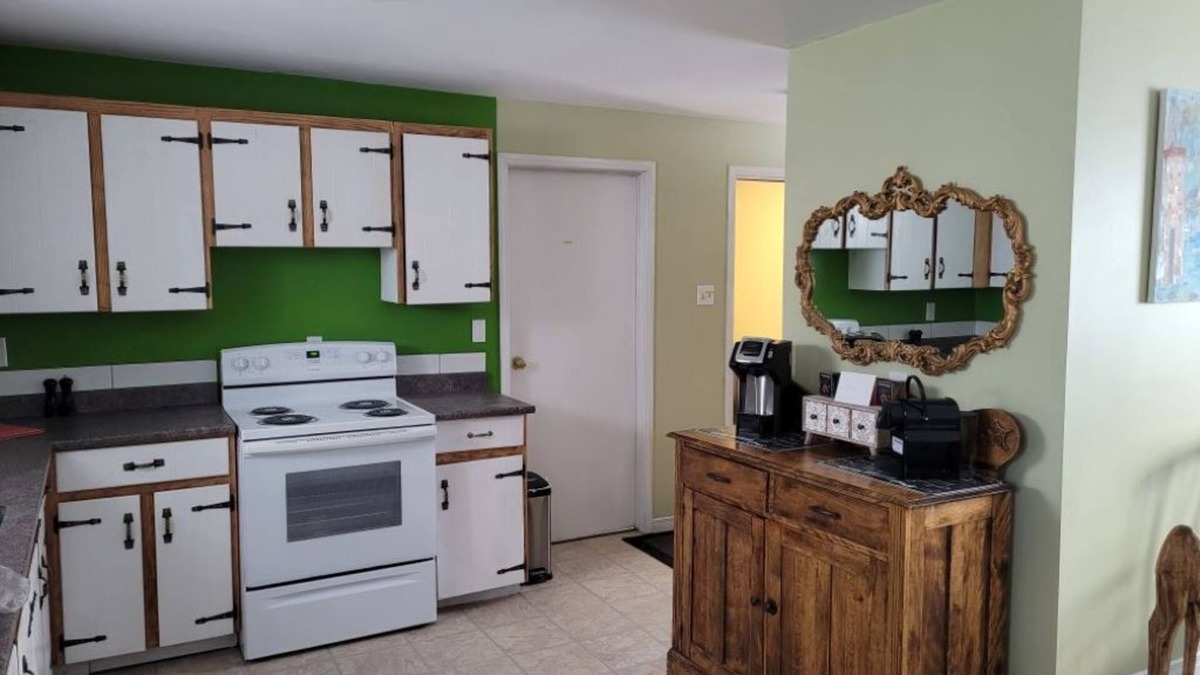 Brockville Apartment | One bloc away from everyting