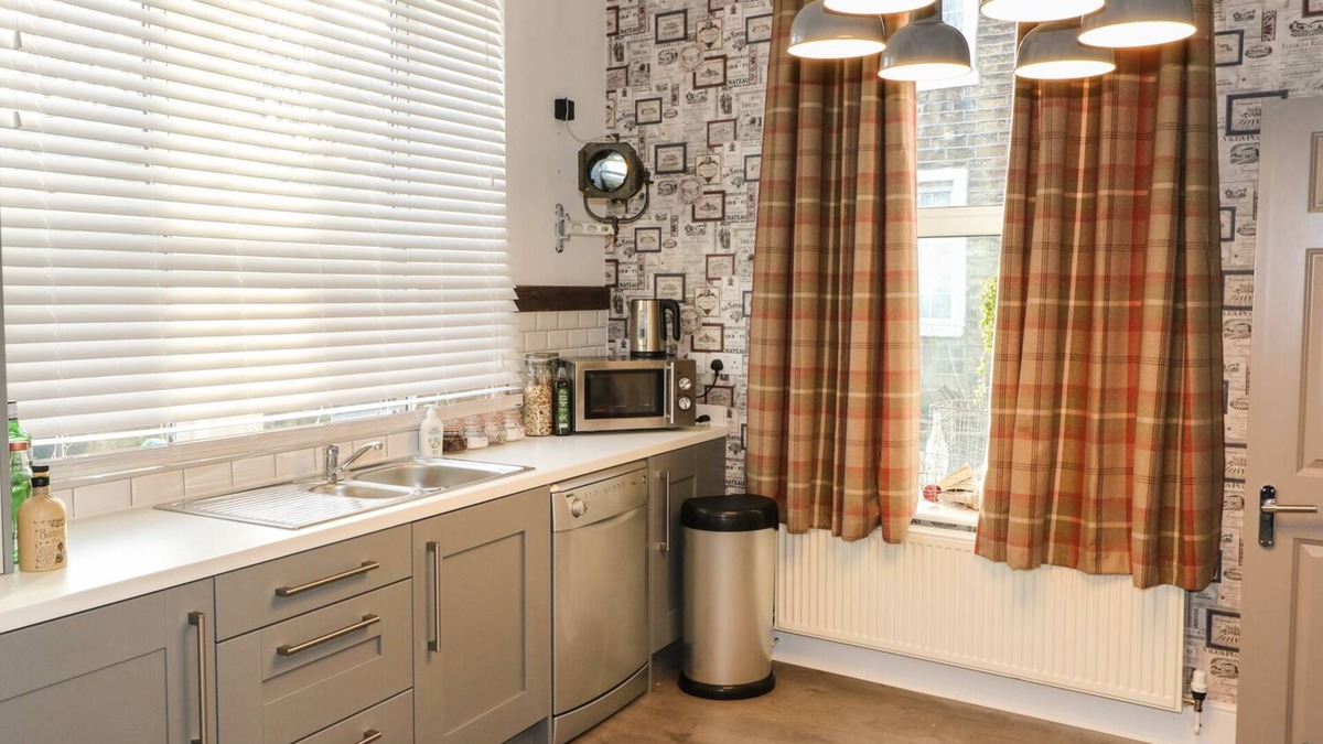 Greetland Cottage | One Eight Three Guest Cottage