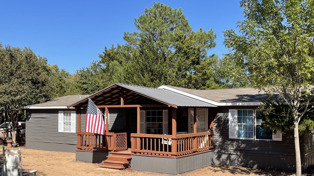 Pottsboro House | One mile to Lake Texoma