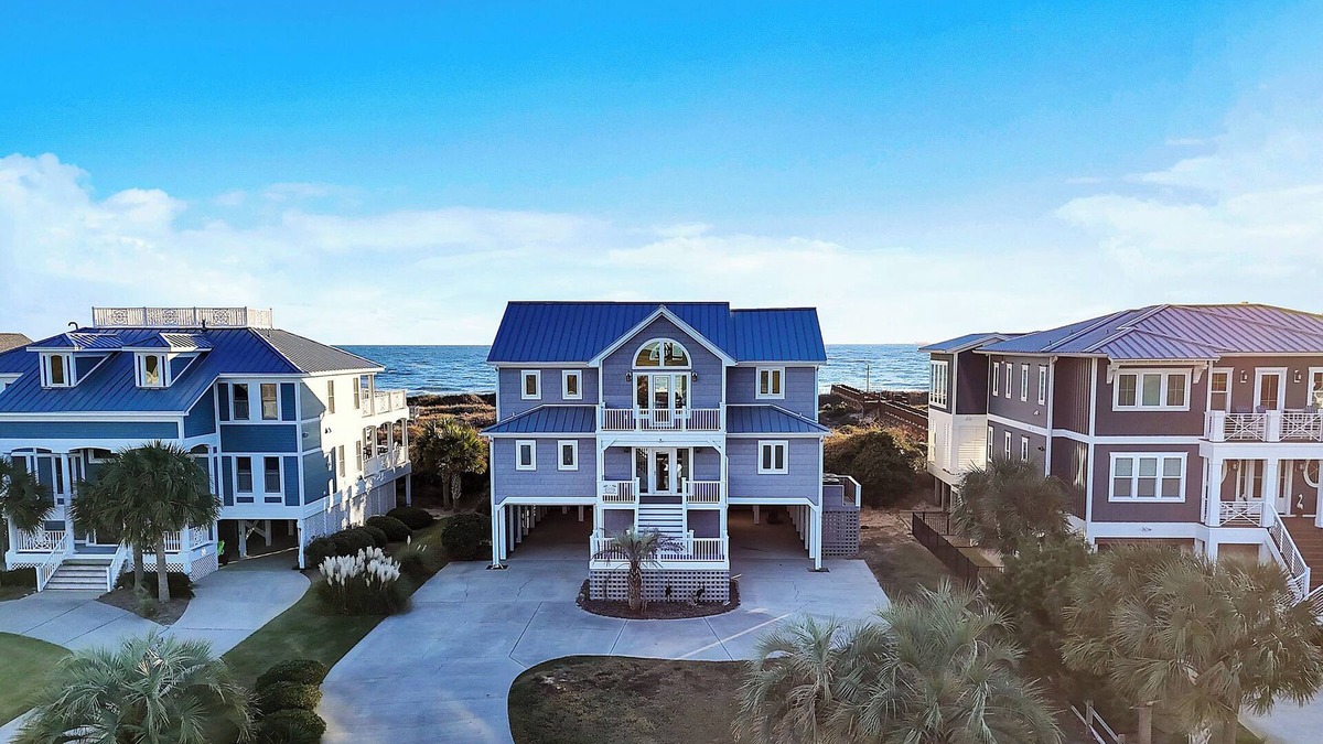 Caswell Beach House | One More Day Caswell: Oceanfront Home With Elevator