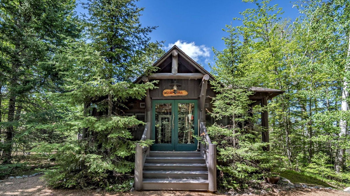Rhinelander House | One Of A Kind Star Lake Home - Pontoon Included