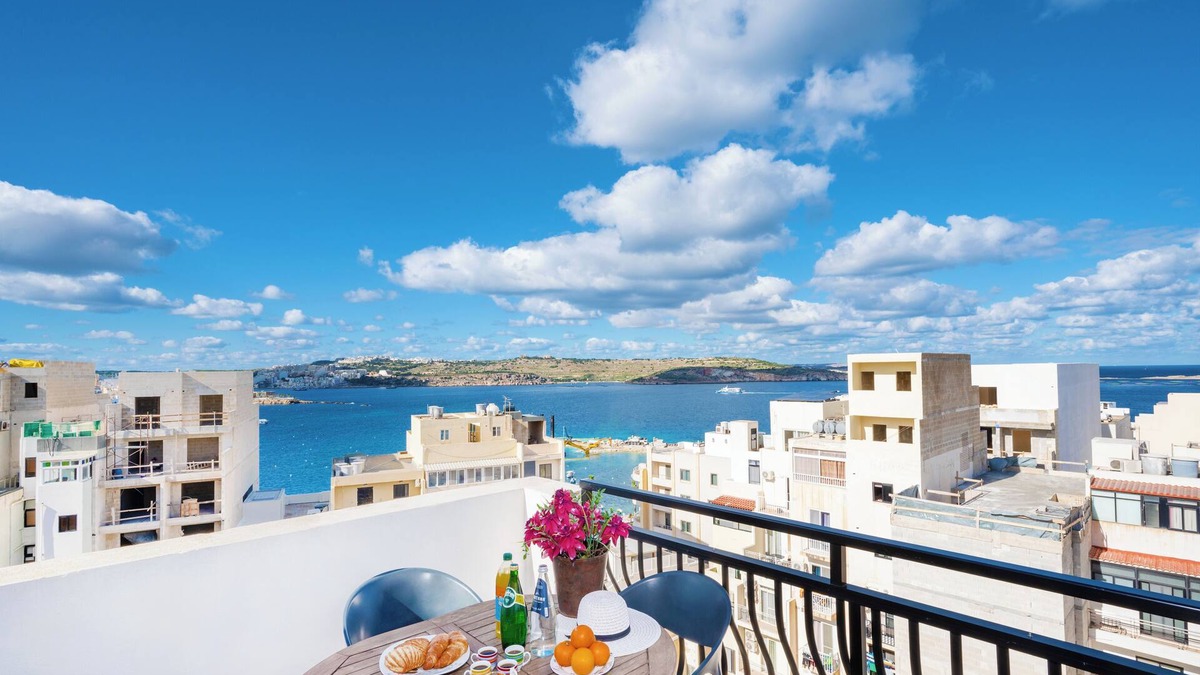 Bugibba Apartment | One of our great Apartments Bugibba Malta: Romantic Penthouse Malta