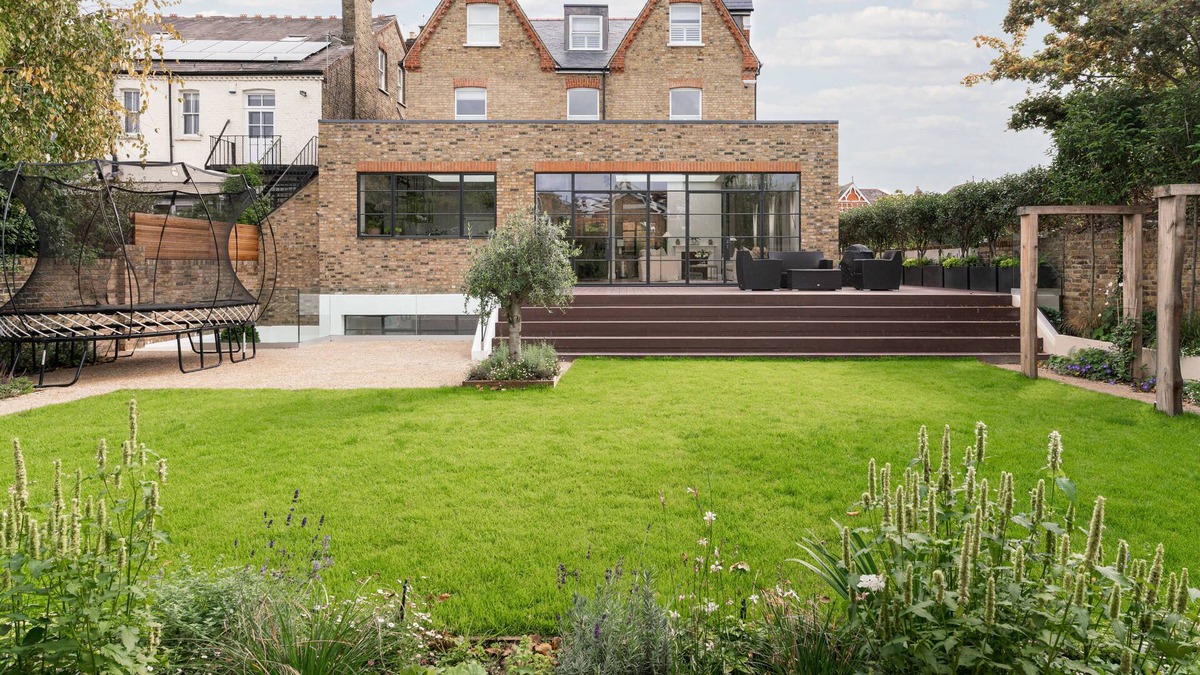 Barnes Other | One of SW London's finest homes