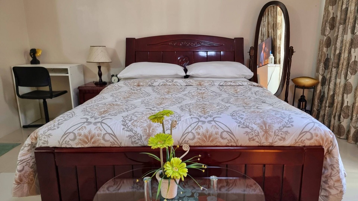 Pasay Apartment | One Palm Tree Villas - Unit 3i and 3j
