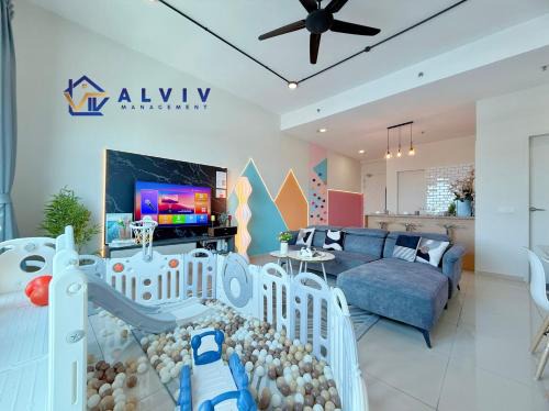 Lima Apartment | Ong Kim Wee Residence I 5min Jonker I by Alviv