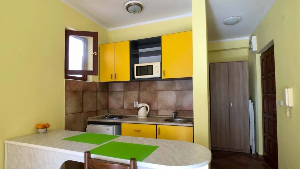 Rafajlovici Apartment | Only 1 minute and 15 seconds to walk to the beach!