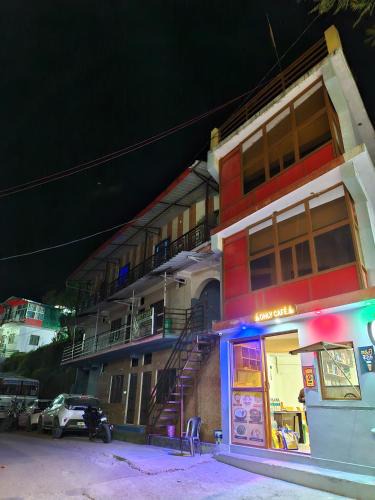 Ukhimath Hotel | Only Cafe