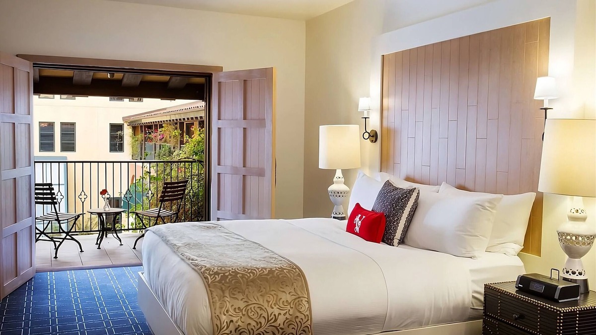 San Jose Hotel | Only Minutes to Thomas Barrett Park! Family-friendly Unit! w/Parking & Pool!