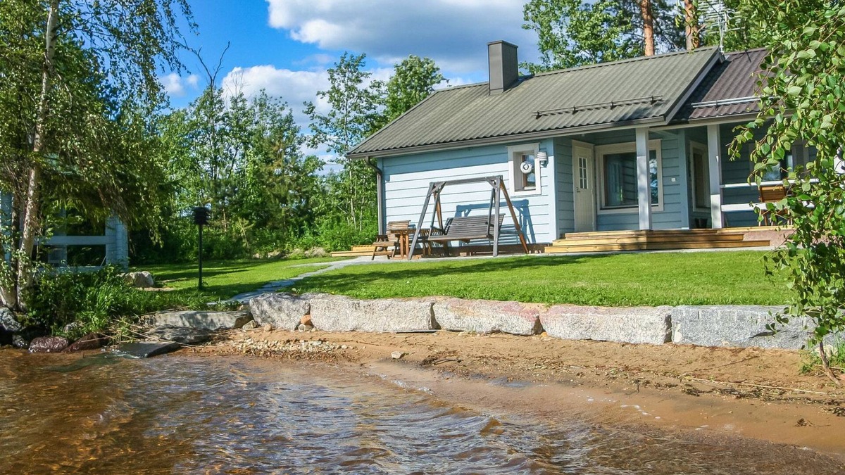 Pertunmaa House | Onnimökki by Interhome