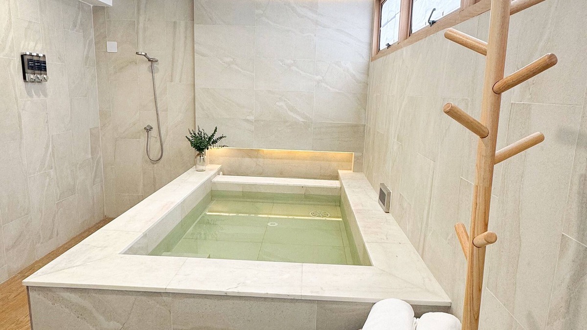 Wattana House | Onsen Wellness Retreat