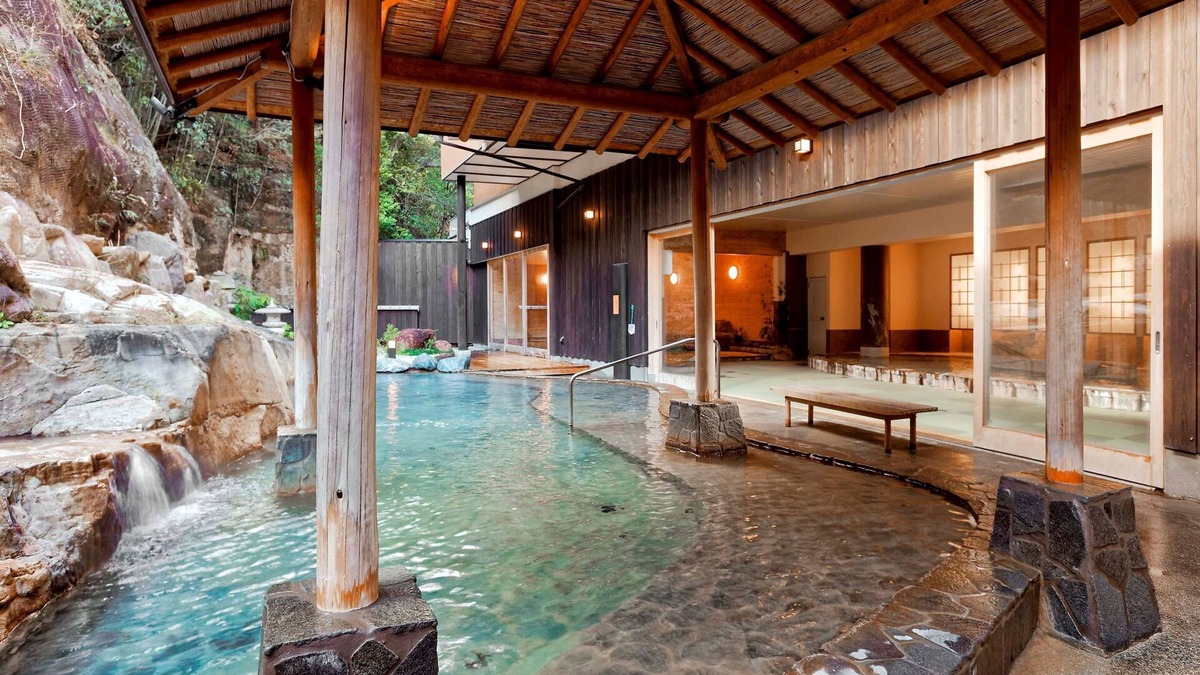 Shirahama House | Ooedo Onsen Monogatari Premium Shirahama Saichoraku