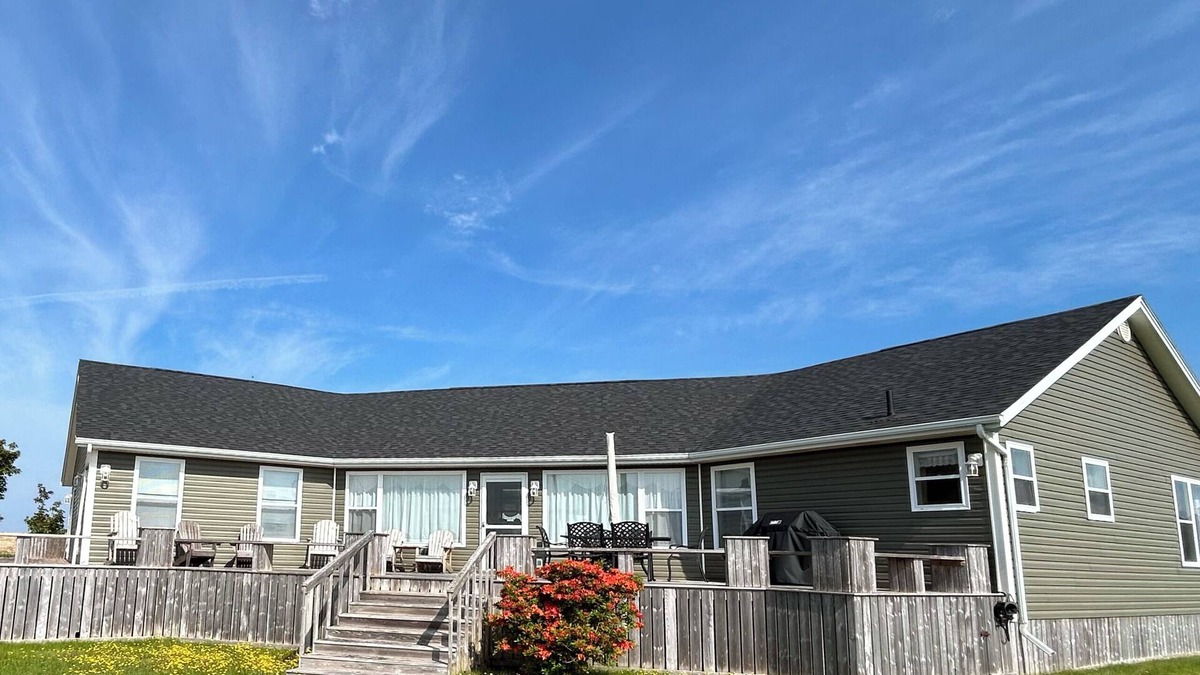 Bonshaw Cottage | Open Concept 4 Bedroom Cottage, Just Steps Away From South Shore Beach