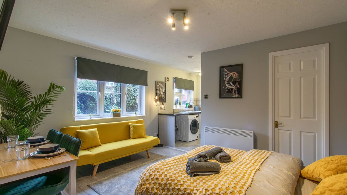 Southampton City Centre Apartment | Open Mind Property - City Centre