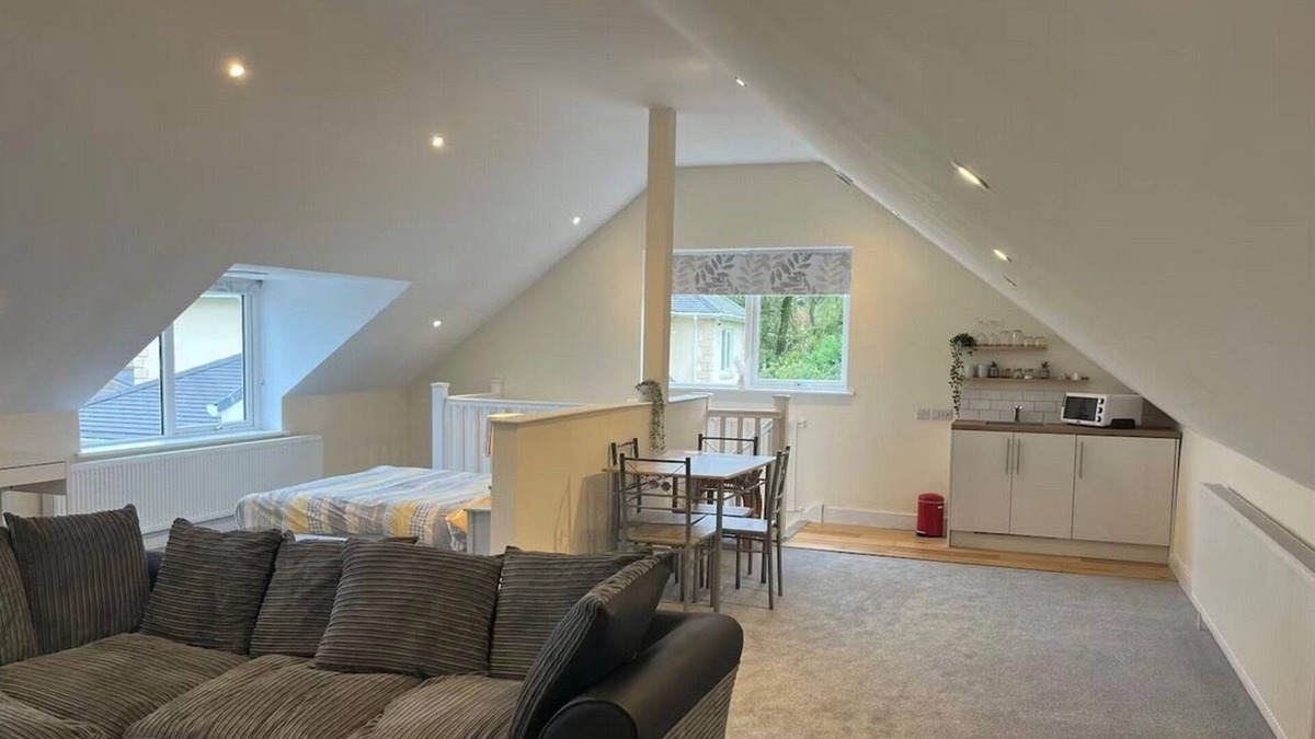 Lydiard Millicent Apartment | Open Plan Studio Apartment