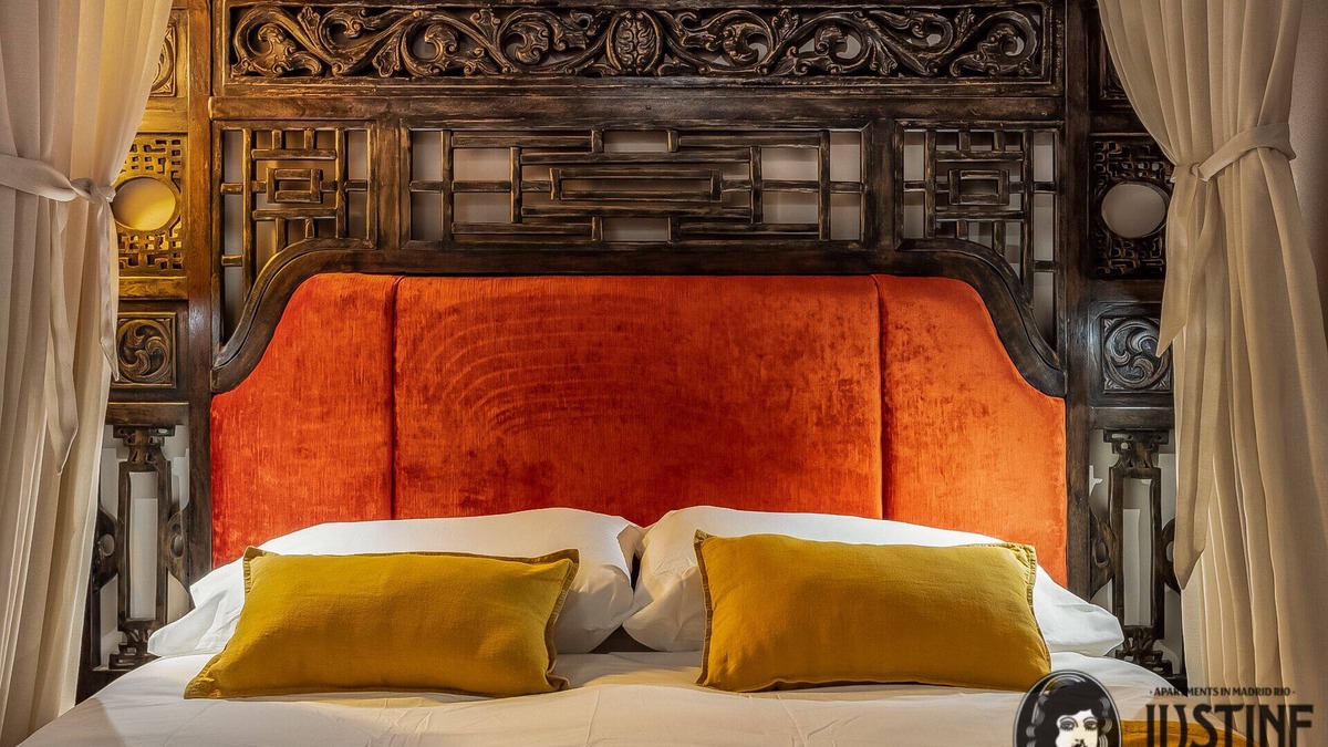 Moscardo Apartment | Opium Den by Justine Apartments
