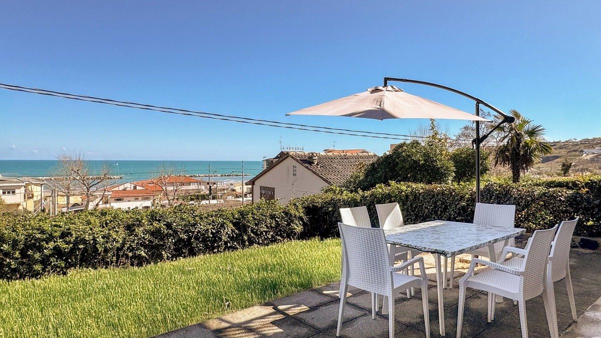 San Martino Sulla Marrucina Apartment | Ortona Amare - Three Bedroom Apartment, Sleeps 6