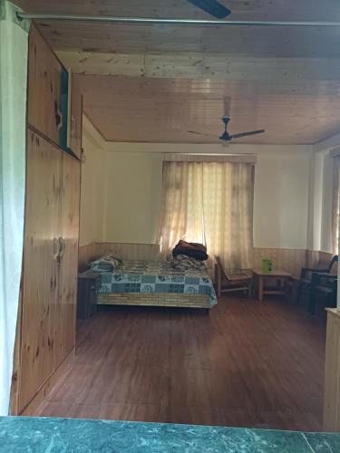 Manali House | Orchard Bliss