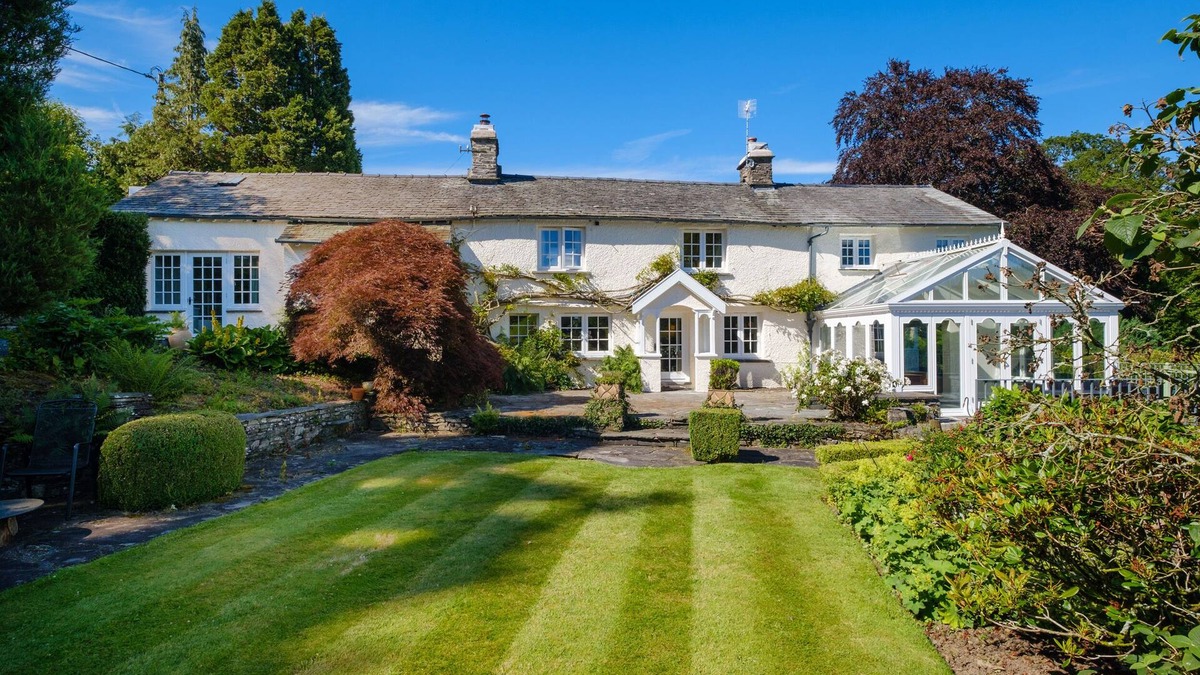Ambleside Cottage | ORCHARD COTTAGE, pet friendly, luxury holiday cottage in Hawkshead