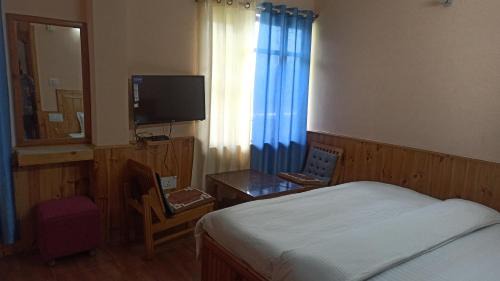 Aleo House | Orchard Homes Manali