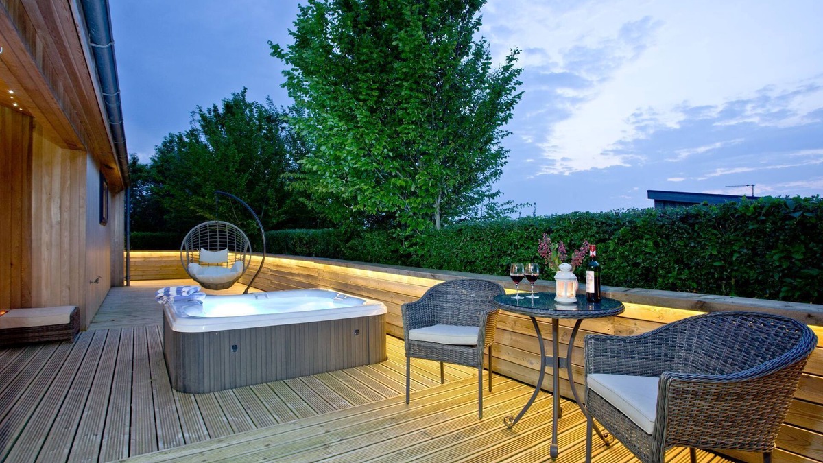 Cheddar Cabin | Orchard Lodge, Strawberryfield Park