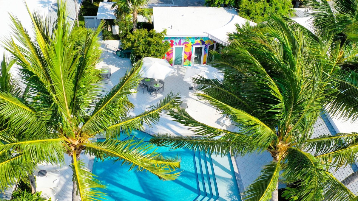 Old Town Hotel | Orchid Key Inn - Adults Only