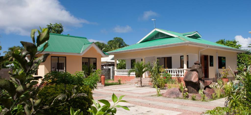 La Digue Apartment | Orchid Self Catering Apartment