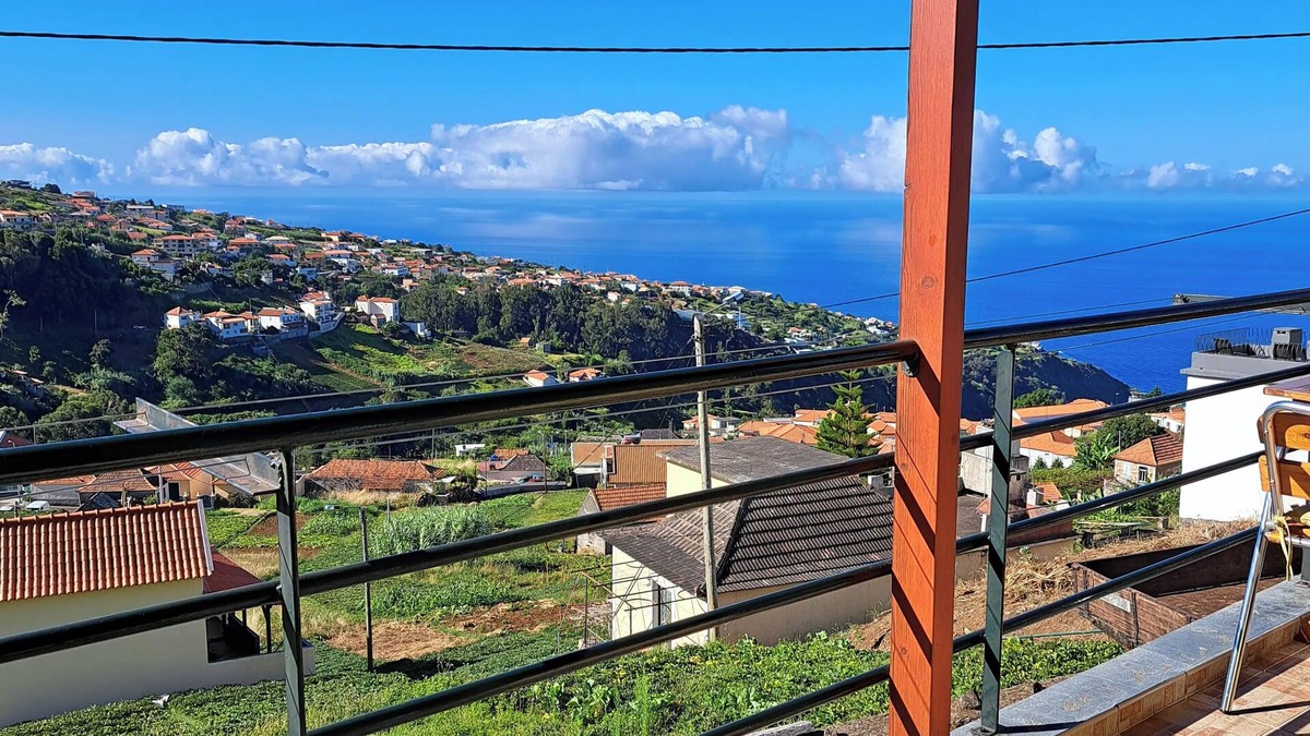 Lombo do Doutor Cottage | Orchid Typical Madeira House