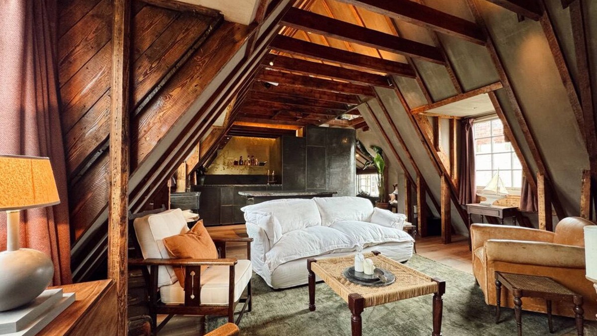 Old Town Apartment | Ord’s Loft - Royal Mile Historic Luxury Apartment