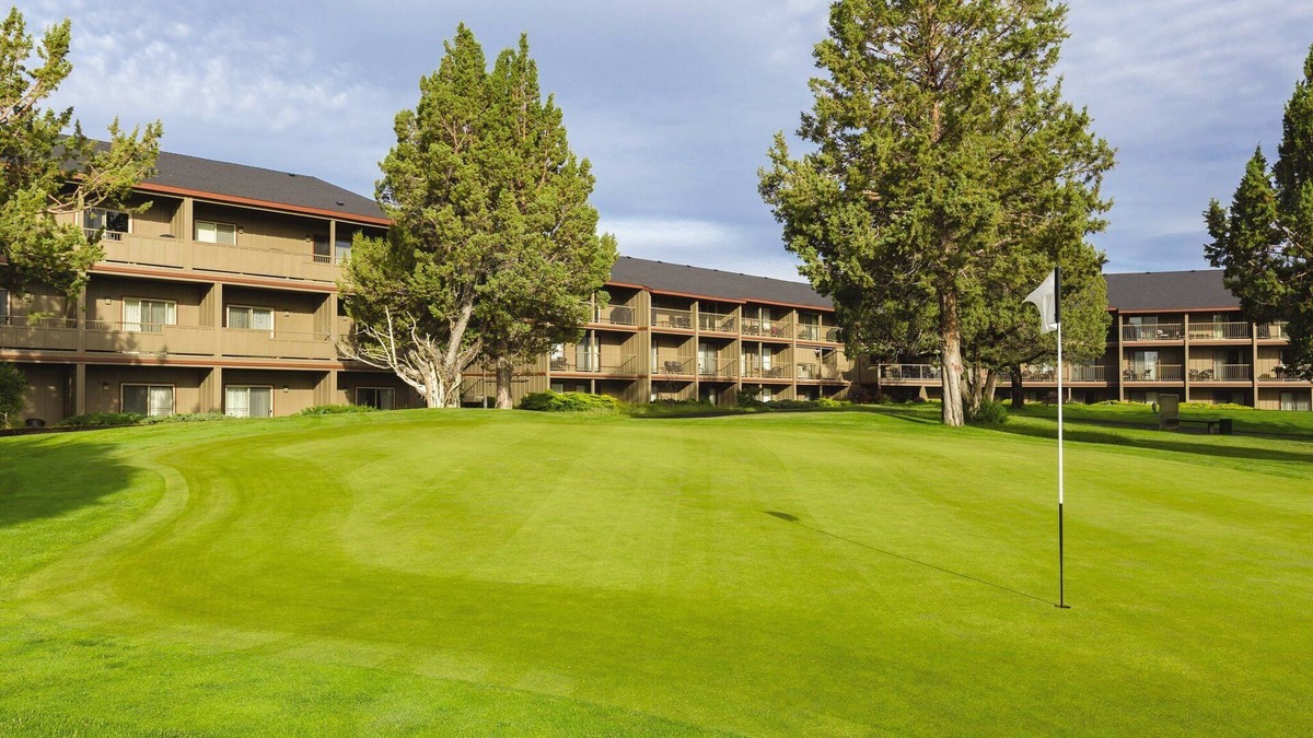 Redmond Resort | Oregon majesty at its very BEST !