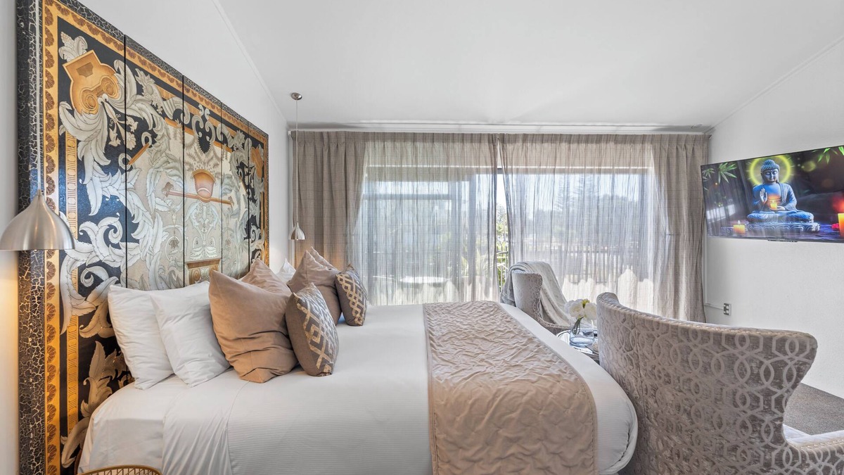 Orewa Apartment | Orewa Beachcomber