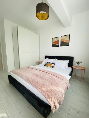 Sector 6 Apartment | Orhideea Central Apartments