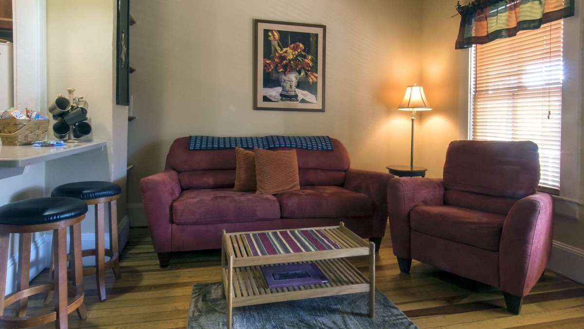 Bryson City Apartment | Orient Point Suite at the Calhoun House Inn & Suites