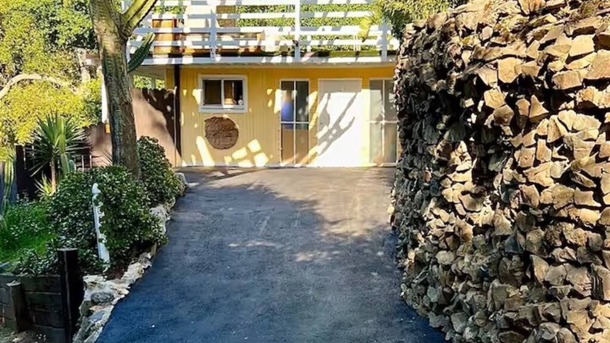 Topanga House | Original 1940s Topanga Cottage