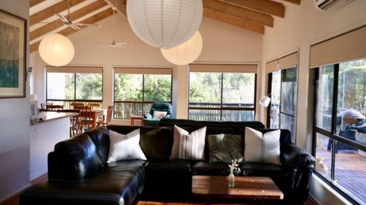 Guerilla Bay House | Original art filled home in Guerilla Bay