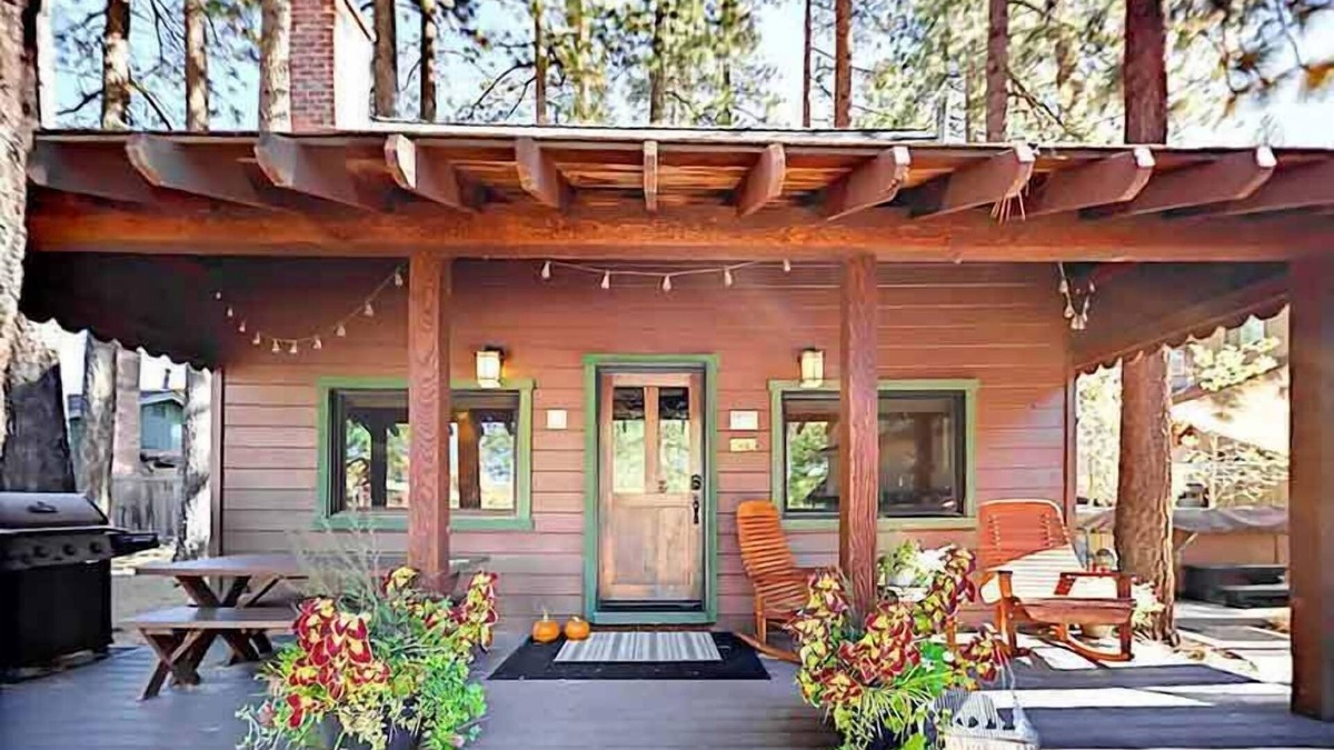 South Lake Tahoe Cabin | Original Tahoe Cabin - With A/C