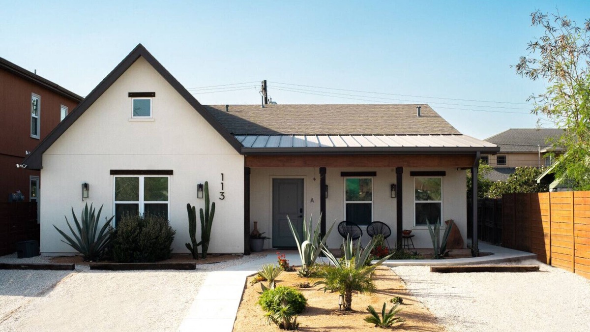 Port Isabel House | Orion C: Heated Pool, Desk, Kitchen
