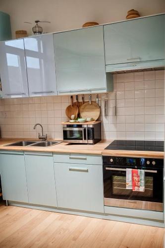 Charleroi Apartment | Orléan 41 B centre-gare-aéroport