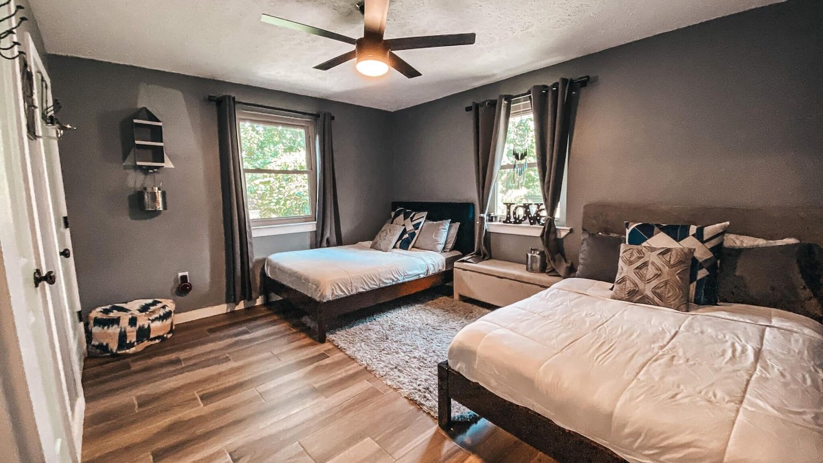 Orlando House | Orlando modern contemporary state of the art country home on a 5 acre property.