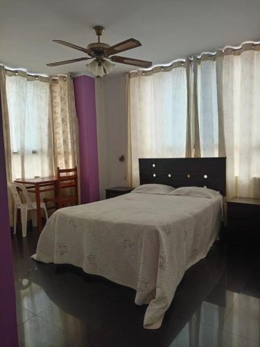 Veintiseis de Octubre Hotel | Orquidea's Hotel