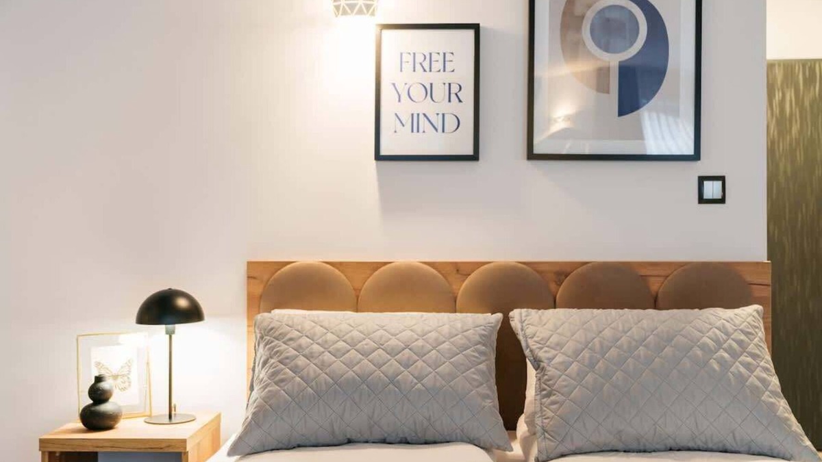 Ursus Apartment | ORSO Apartment with king size bed