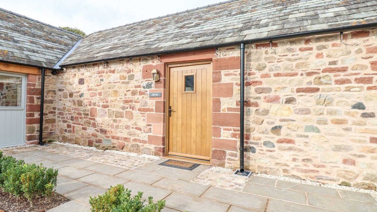 Appleby-in-Westmorland Cottage | ORTON COTTAGE, pet friendly, with a garden in Appleby-In-Westmorland