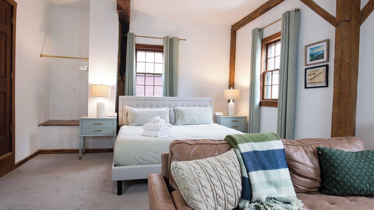 Raphine Cabin | Osceola Mill Inn & Cabin, Raphine - Lexington near I-81 and I-64